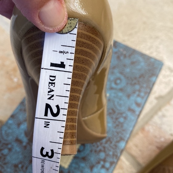 Euro soft pumps Womens Leather wood like heel office career Event Size 7.5 M - Picture 8 of 10